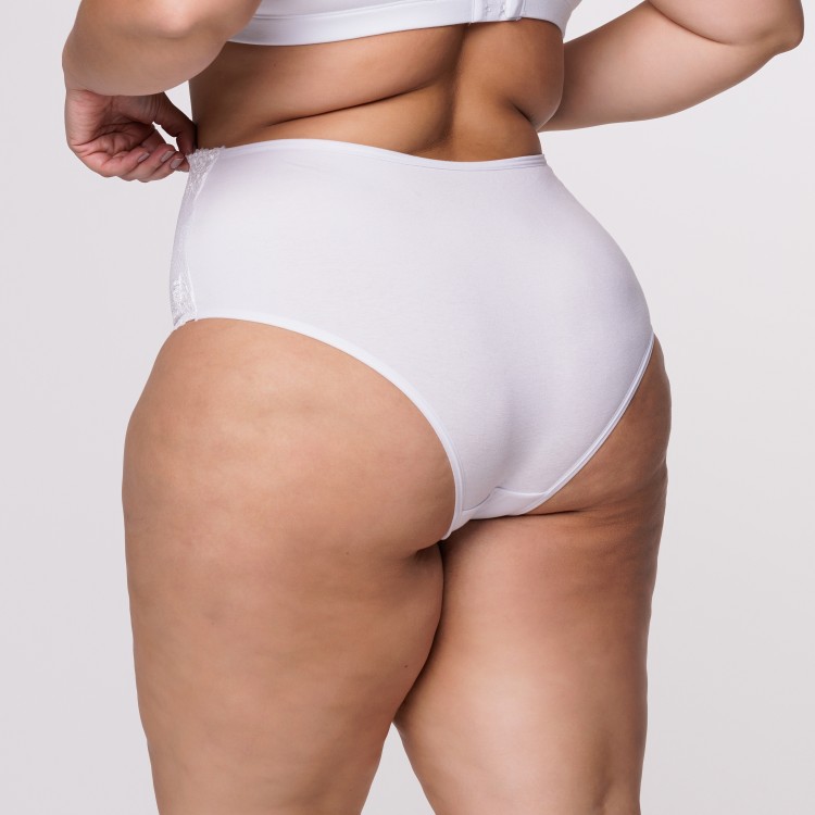 Caleçon Plus Size Branca em Renda Toda Forrada em Algodão Egípcio