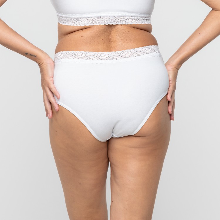 Calcinha em Algodão Egípcio Branco com renda na cintura