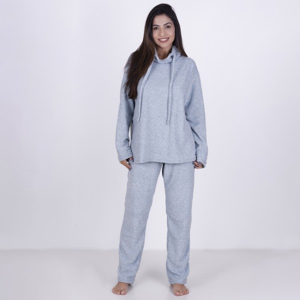 Conjunto Plush Boucle com Bolso e gola com cadarço