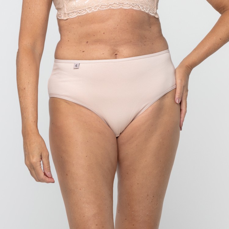 Calcinha na cor Nude em Algodão Egípcio